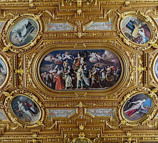Decke des Saales