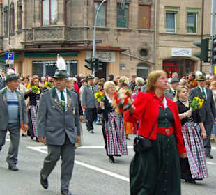 Umzug-Michaeliskirchweih