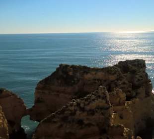 Fantastische Felsformationen bei Ponta da Piedade