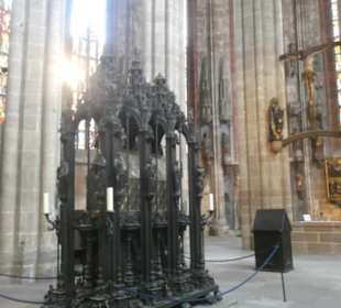 Das Sebaldusgrab in der Sebalduskirche in Nürnberg