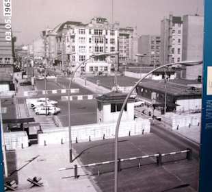 Checkpoint Charlie Geschichtsverlauf