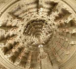 Adinath-Tempel