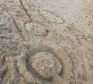 Sandburgen am Strand von Portobello