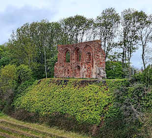 Kirchenruine in Hoff