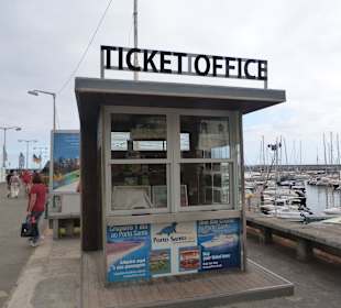 Verkaufsstand im Hafen von Funch