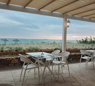 Strand Issos