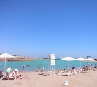 Bucht/Lagune links neben dem Sandsteg