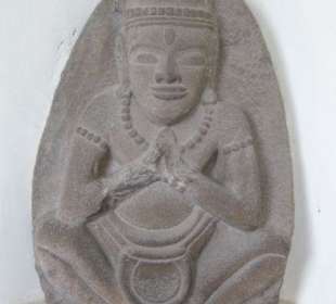 Eine Statur im Cham Museum.