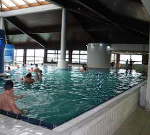 Innenbecken im 1. Stock