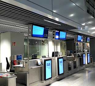 Flughafen Düsseldorf (DUS)
