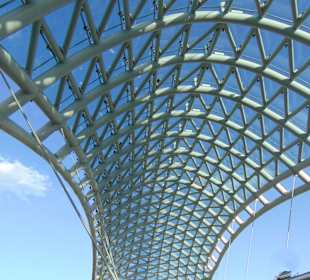 Friedensbrücke in Tiflis