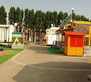 Luna Park Adriatico im September