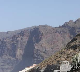 Los Gigantes mit dem Auto ca. halbe Stunde entfern