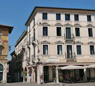 Am Platz der Freiheit von Bassano del Grappa