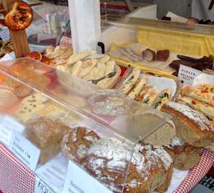 Beim Bäcker auf dem Grünmarkt