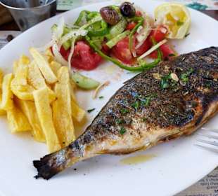 Dorade - sehr lecker! Wie alles andere!