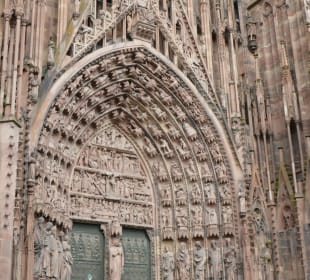 Der Zentrale Eingang