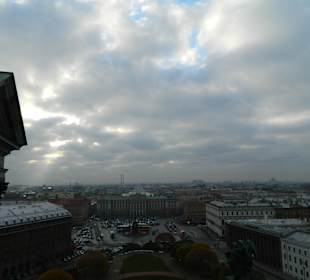 Widok na Petersburg z kolumnady sobora św. Izaaka