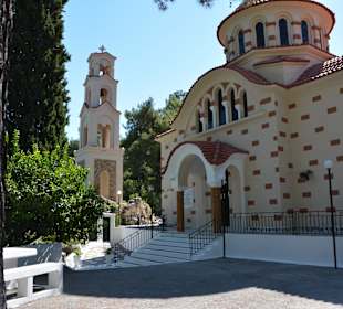 Archipolis und die Kirche Agios Nektarios Saint Nektarios