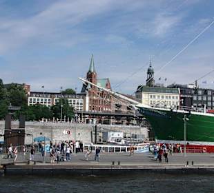 Hadag  Linie 62 - auf dem Weg zum Elbstrand