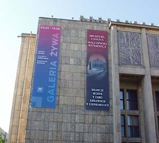 Muzeum Narodowe - lewa strona