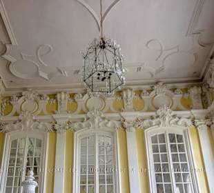 Der Deckenbereich des Treppenhausaufganges