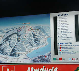 Tafel von Skihang u Lift