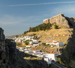 Blick auf Lindos und die Akropolis