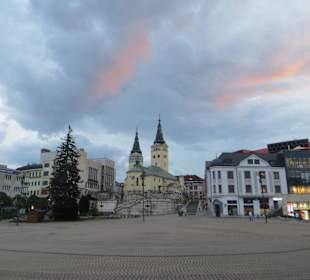 Platz vor der Kirche zur Heiligen Dreifaltigkeit