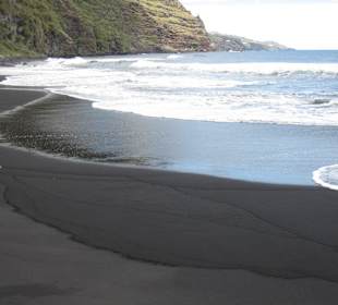 Schöne Badebucht Playa de Nogales