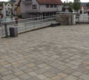Ortsmitte Auingen