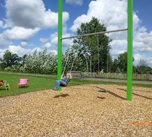 Schaukel für groß u. klein