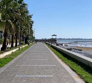 Strandpromenade Side