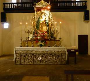 Kirche und altes Kloster