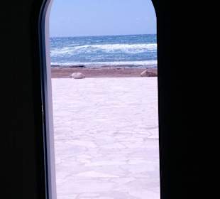 Blick von St. Nikolaus Kirche zu Meer/Strand