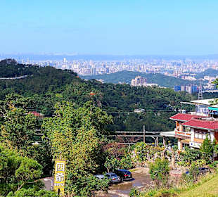 Maokong Gondel - Rund um Maokong Station 