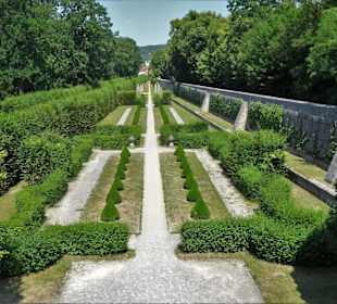 Unterwegs im Rokoko-Hofgarten