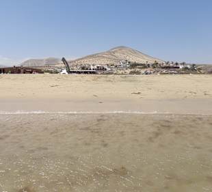 Endloser Strand mit René Egli-Surfschule