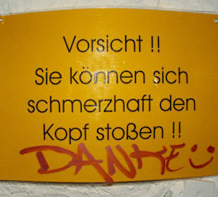 Warnschild im Turm der Alten Wasserkunst