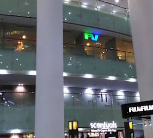 Im Einkaufscentrum des Bitexco Tower
