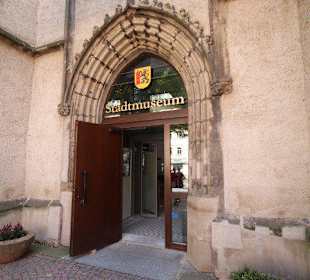 Stadtbliothek am Heinrichsplatz