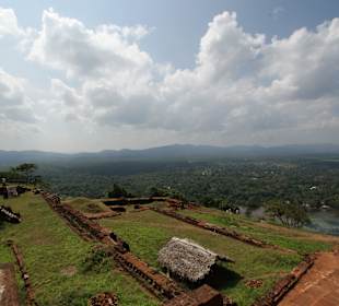 Panorama ze szczytu zamku