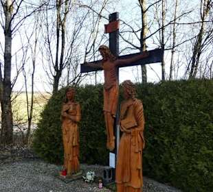 Kreuzweg 12. Station - lebensgroße Figuren