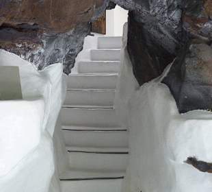 Weiß triftt auf schwarz