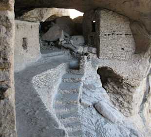 Gila Cliff Dwellings in New Mexico
