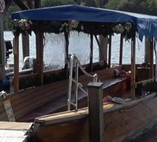 Schifffahrt zur Roseninsel