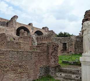 Forum Romanum mit Maxentiusbasilika 