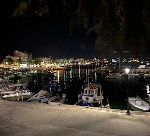 Hafen Nea Hora