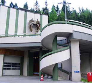 Hauptgebäude Felbern