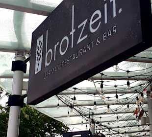 Brotzeit at Vivocity